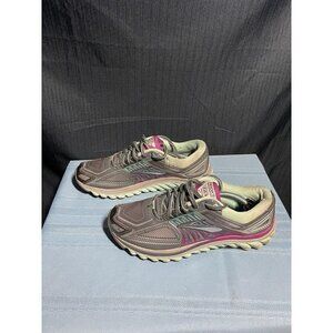 Brooks Women's G13 Grey and Green Lace Up Running Sneakers Size 9.5 B